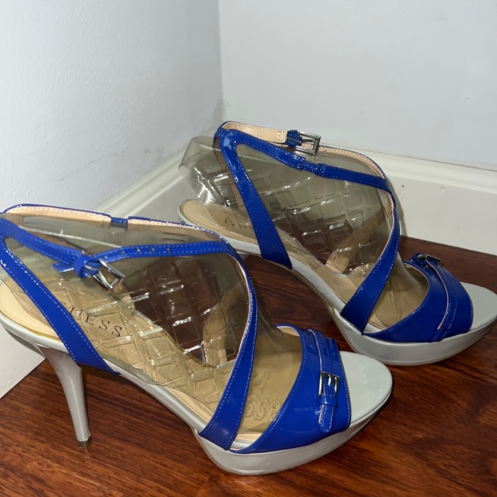 Guess Blue Gray Patent Platform Heels